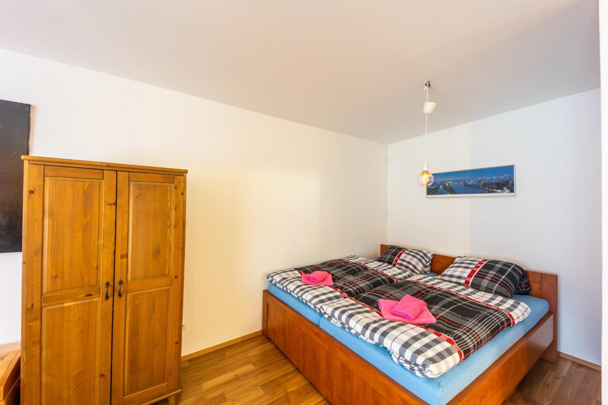 Bezauberndes Gaestehaus In Šatov Buitenkant foto