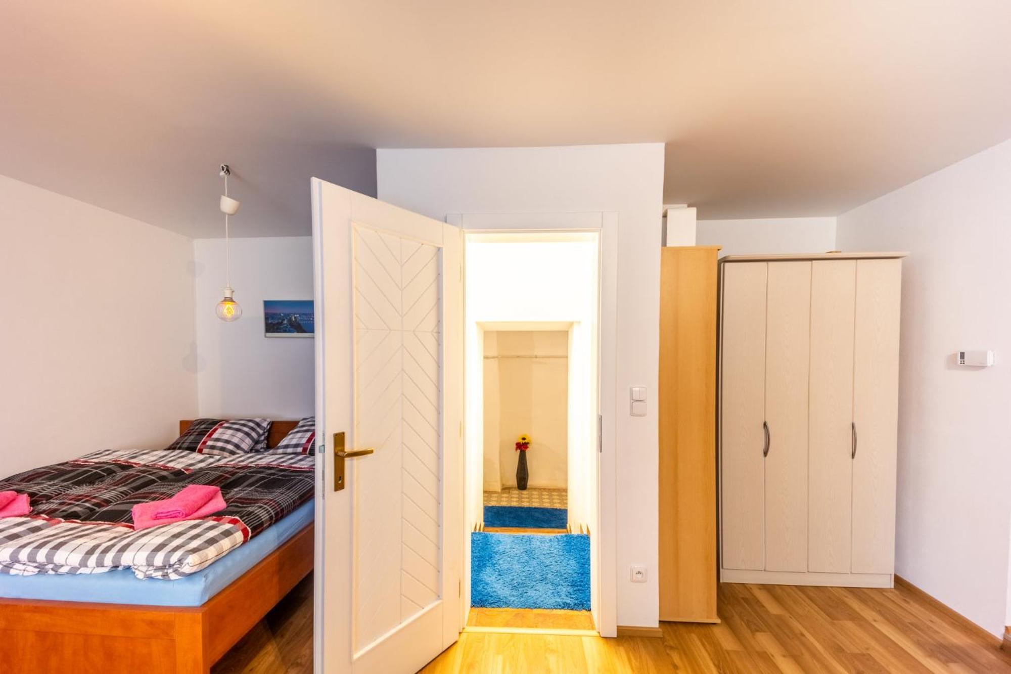 Bezauberndes Gaestehaus In Šatov Buitenkant foto